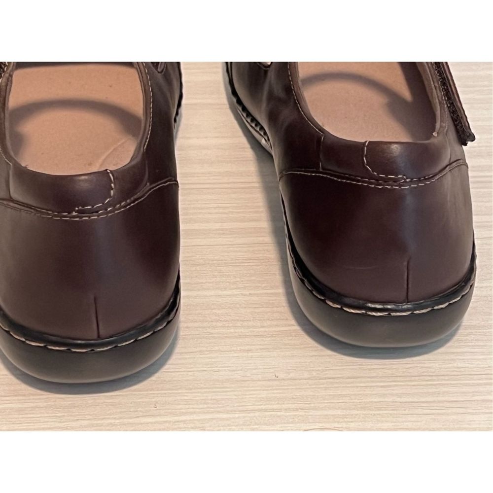 Clarks Women's Mary Jane Flats in Dark Brown - Picture 5 of 16